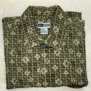 Untied Men's Light and Dark Green with Yellow Cotton Short Sleeved Shirt, Size L